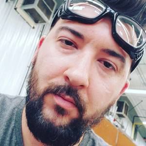 Meet your Posher, Eric